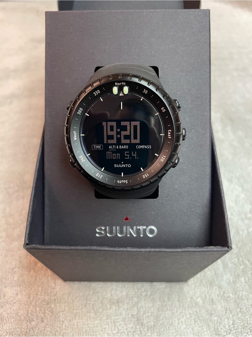 Suunto Core All Black